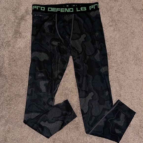 Layer 8 Defend Men’s Leggings Base Layer Pants! - Picture 1 of 10